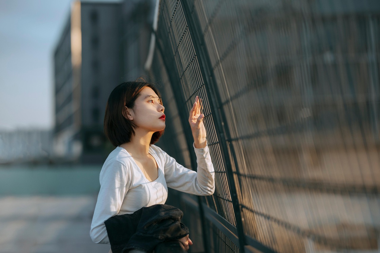 beautiful, woman, sad, beauty, sad girl, girl, love sick, lonely, model, pose, portrait, bridge, outdoors